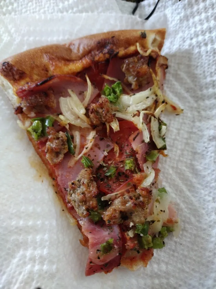 Deluxe Pizza